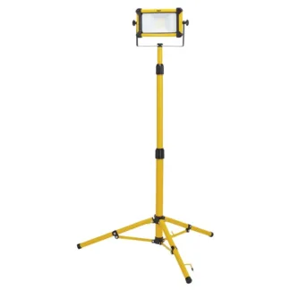 Draper 110V Tripod SMD LED Site Light - 10W 1,100 Lumens