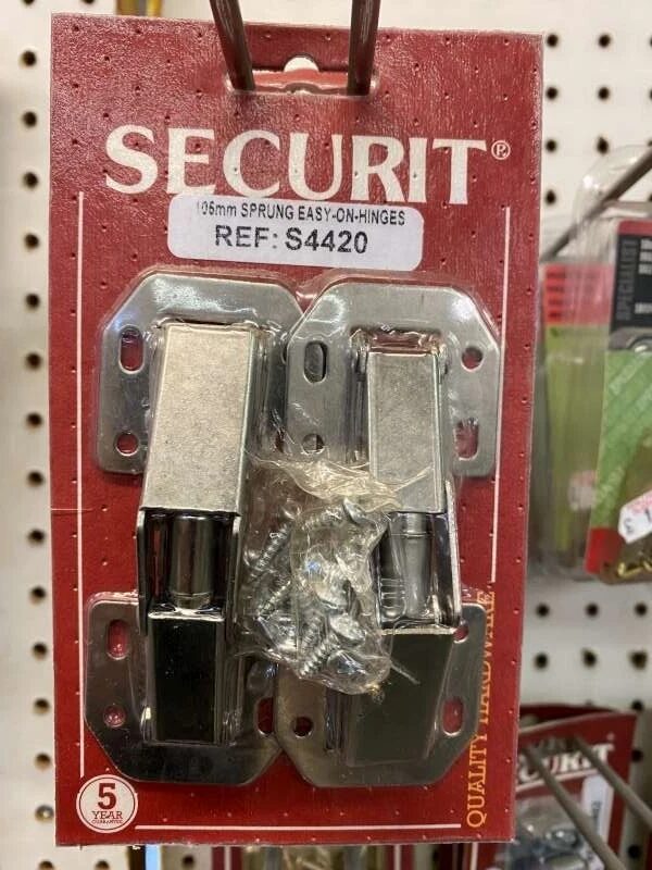 The 105mm Sprung Easy-On-Hinges